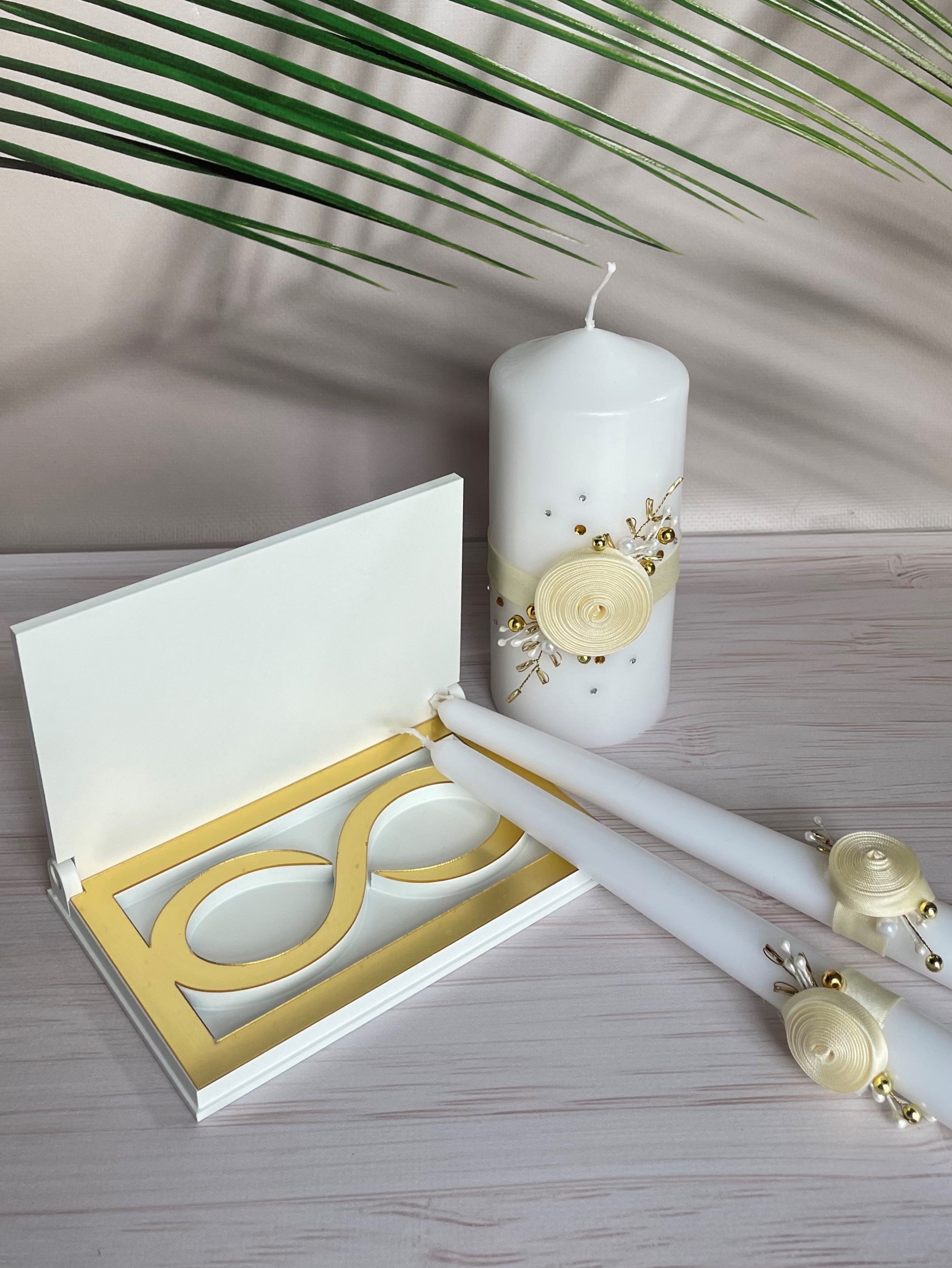 Gold unity 2024 candle set